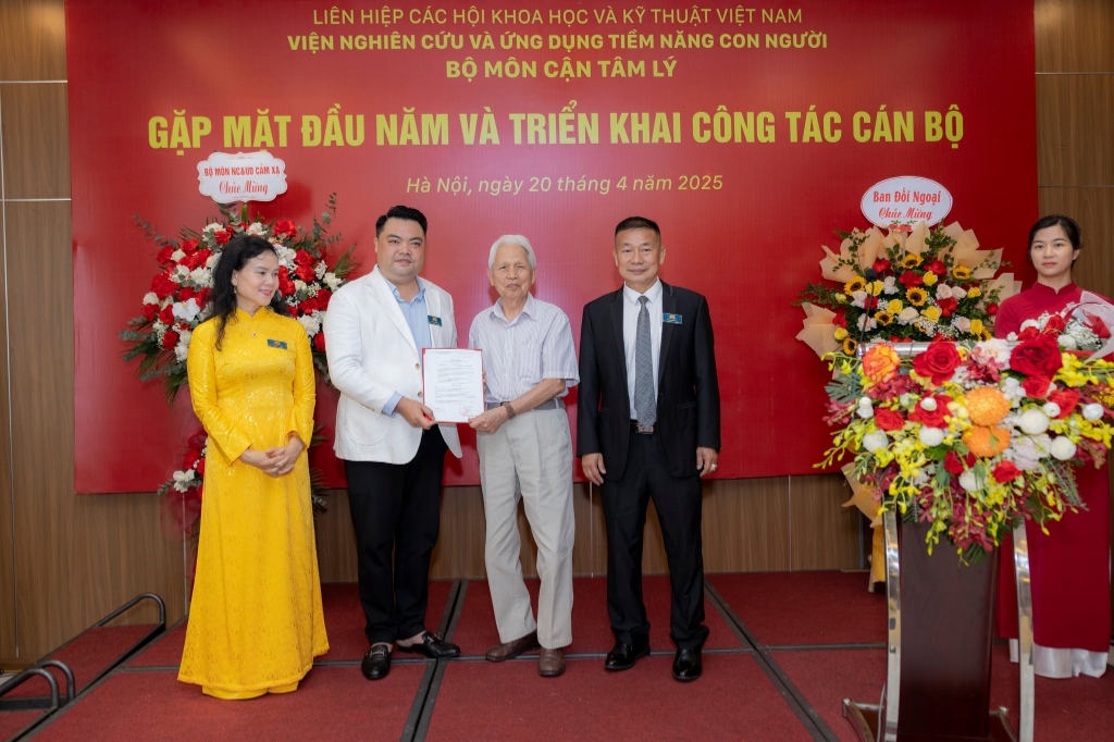 Lễ bổ nhiệm Thầy Lê Thái Bình 1