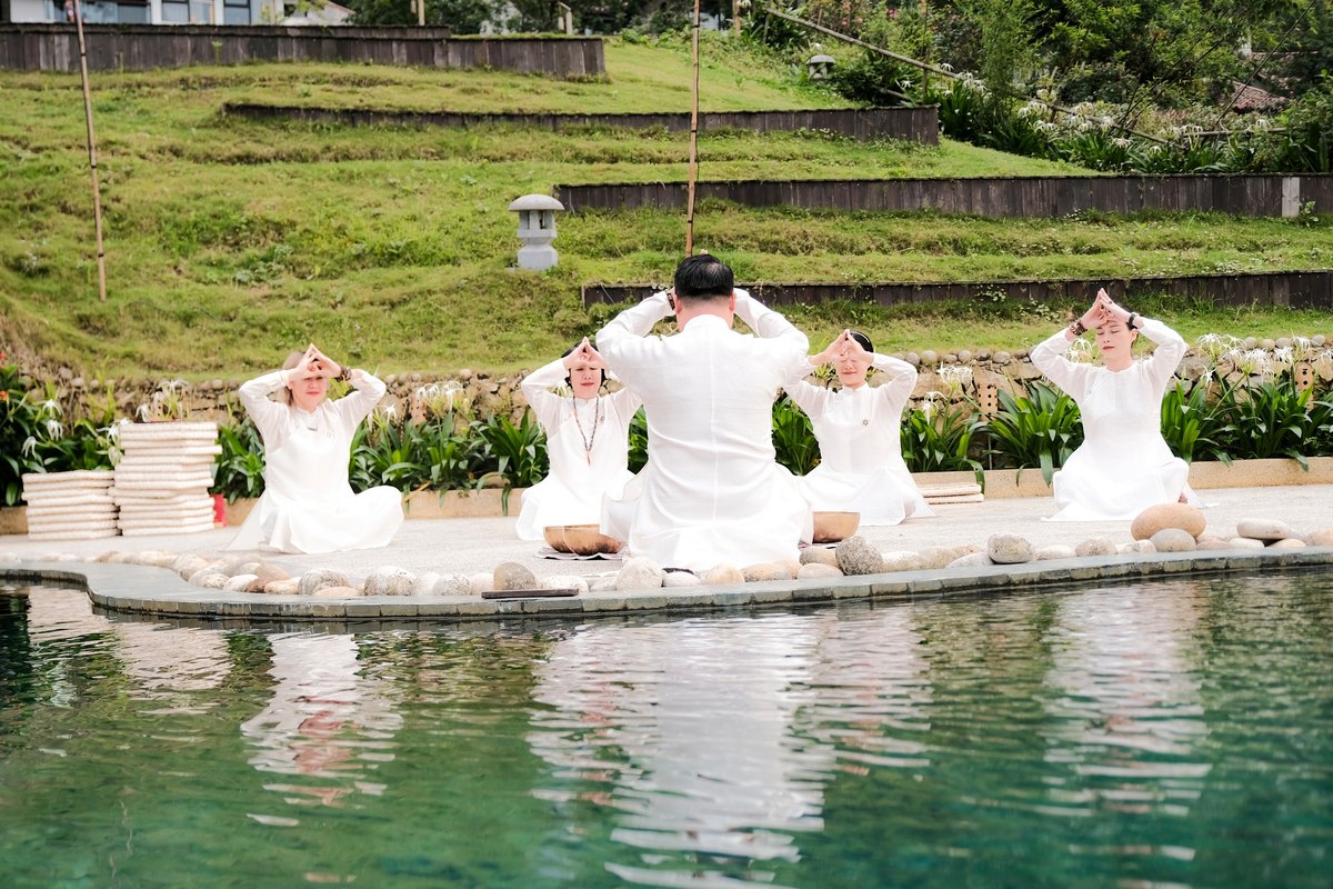Sóng âm chuông xoay thanh lọc năng lượng