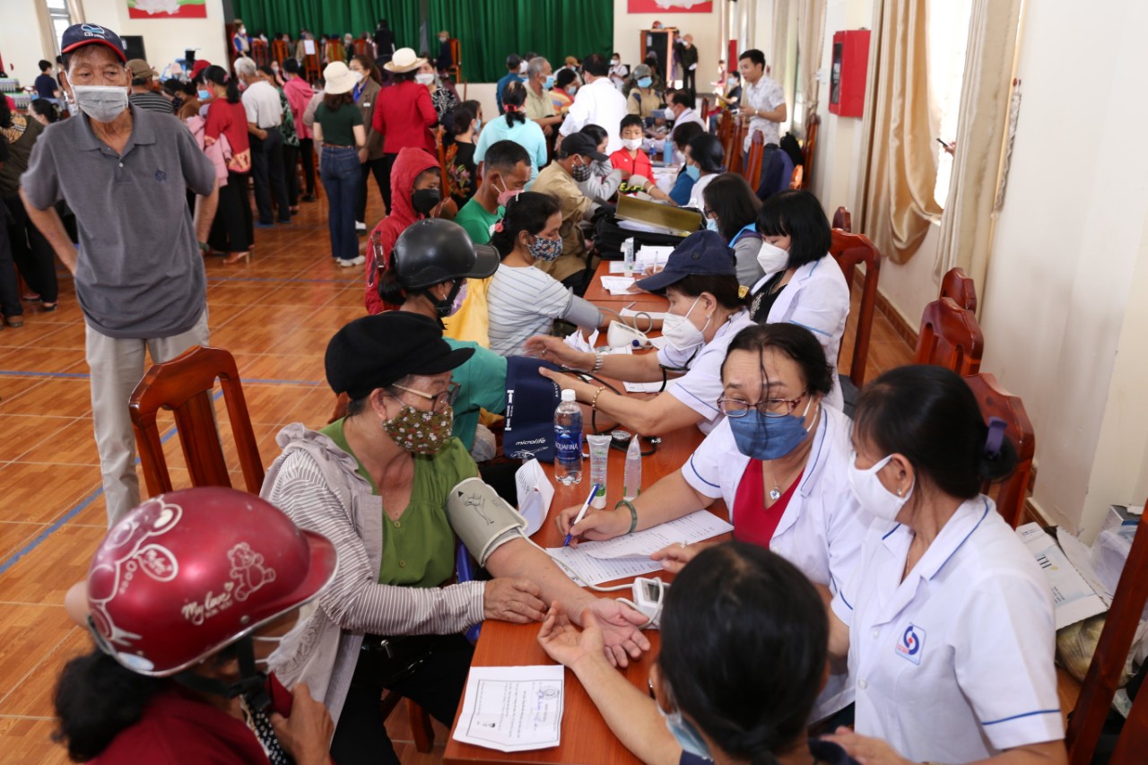 Chương trình thiện nguyện: “YÊU THƯƠNG TÌM VỀ ĐƠN DƯƠNG” – Khám bệnh, phát thuốc, tặng quà miễn phí ngày 17/9/2022 tại huyện Đơn Dương, tỉnh Lâm Đồng