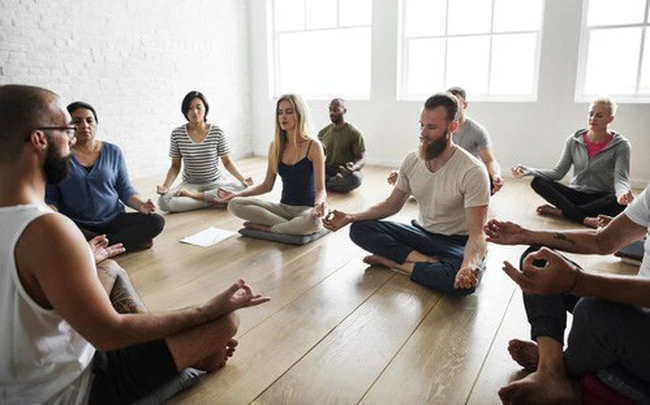 meditation-class-near-me-156099910956369818608-crop-1560999136286978046361