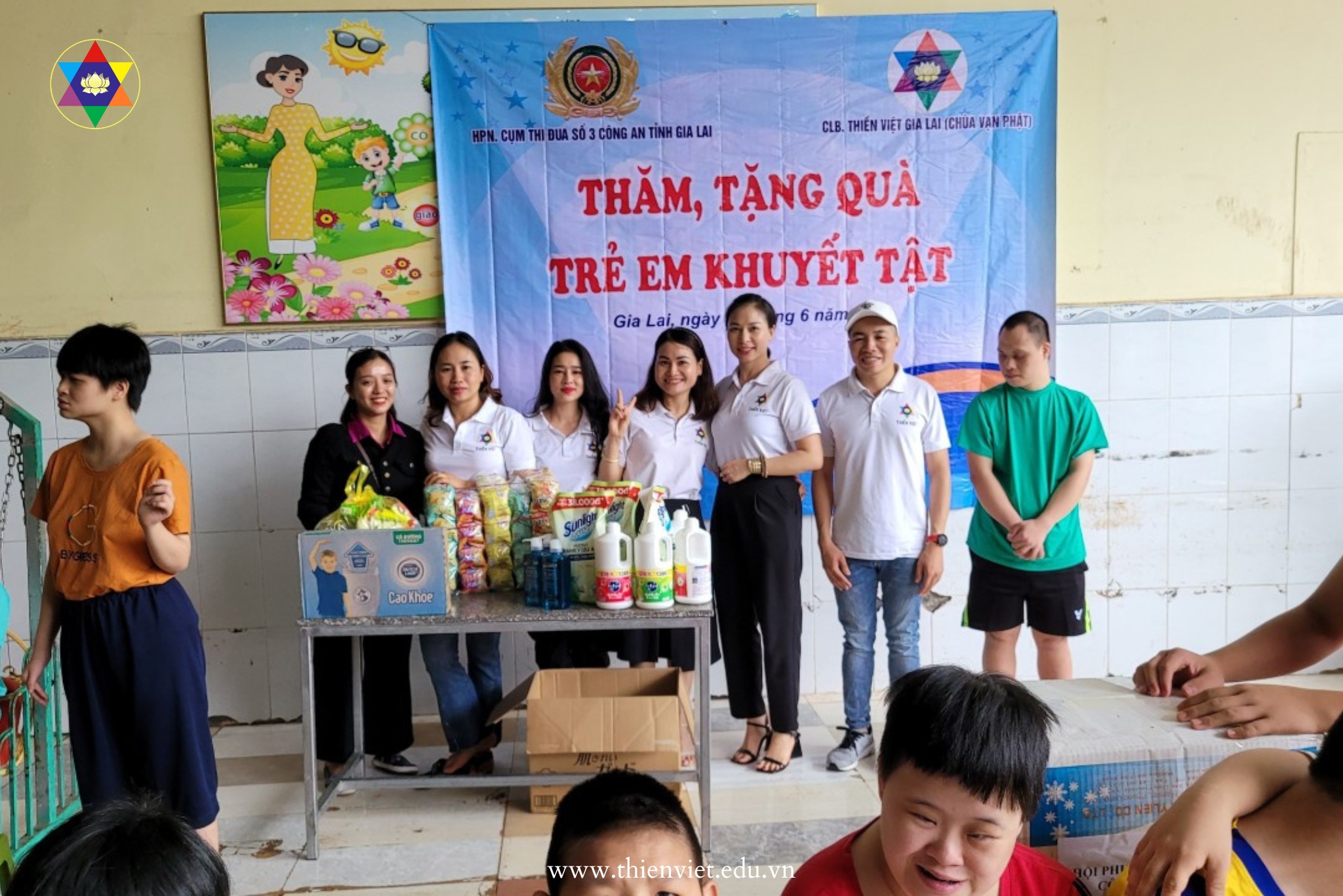 Trao Yeu Thuong Tre Em Khuyet Tai Tai Pleiku (10)
