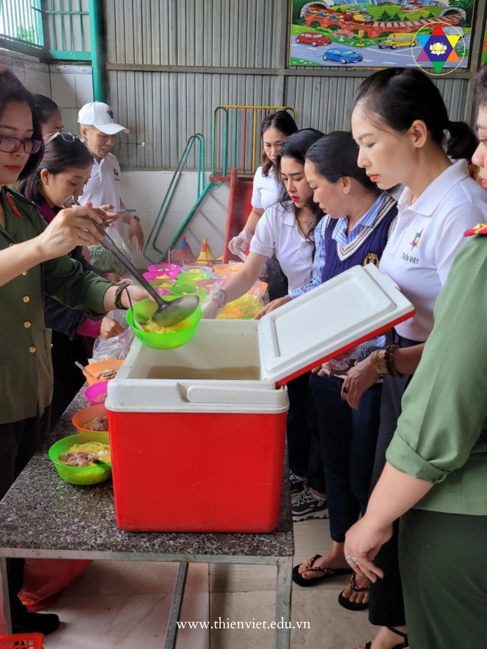 Trao Yeu Thuong Tre Em Khuyet Tai Tai Pleiku (4)