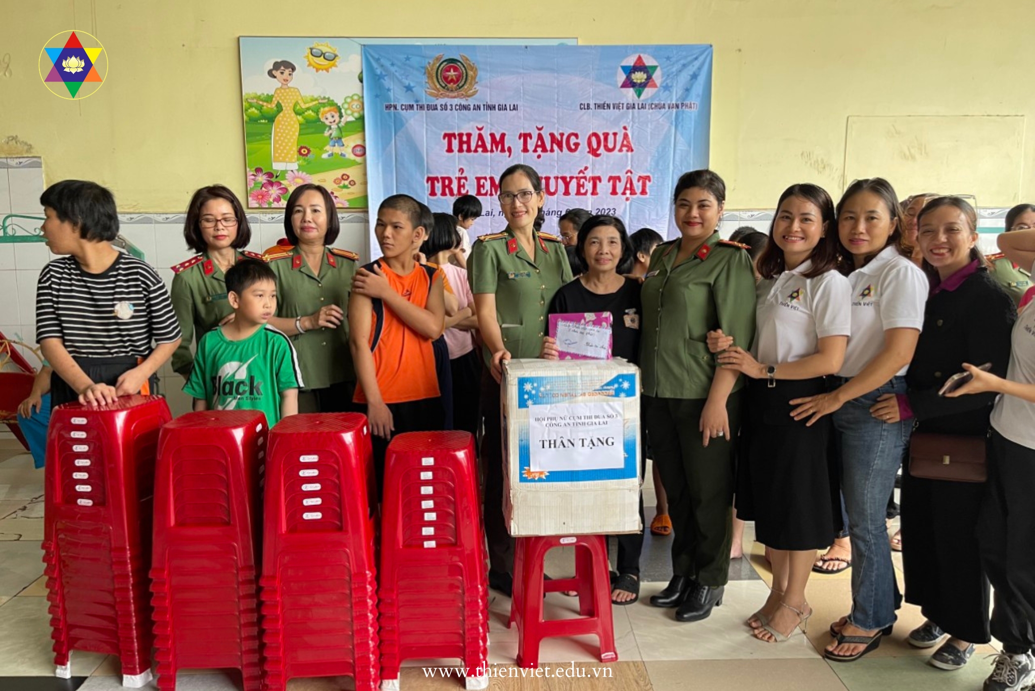 Trao Yeu Thuong Tre Em Khuyet Tai Tai Pleiku (5)